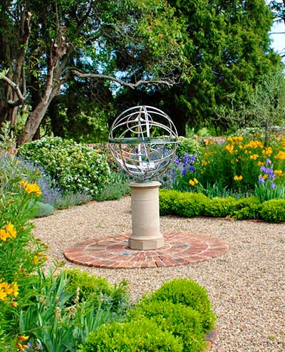 Kernel sculpture as the focal point of Jo Manfredi-Hamer