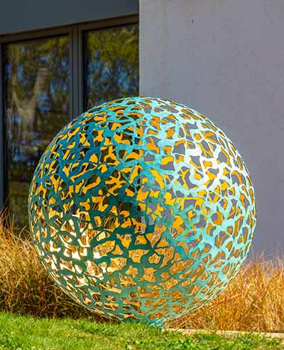 Geminus bronze sphere