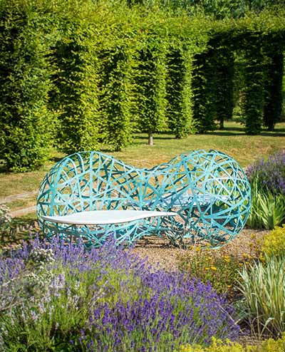 Metal garden bench
