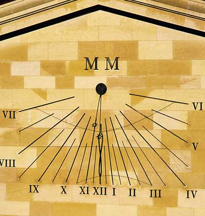 Strip vertical dial