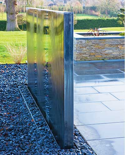 Double sided version of the stainless steel water wall